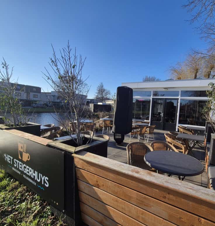 Terras met mooi weer